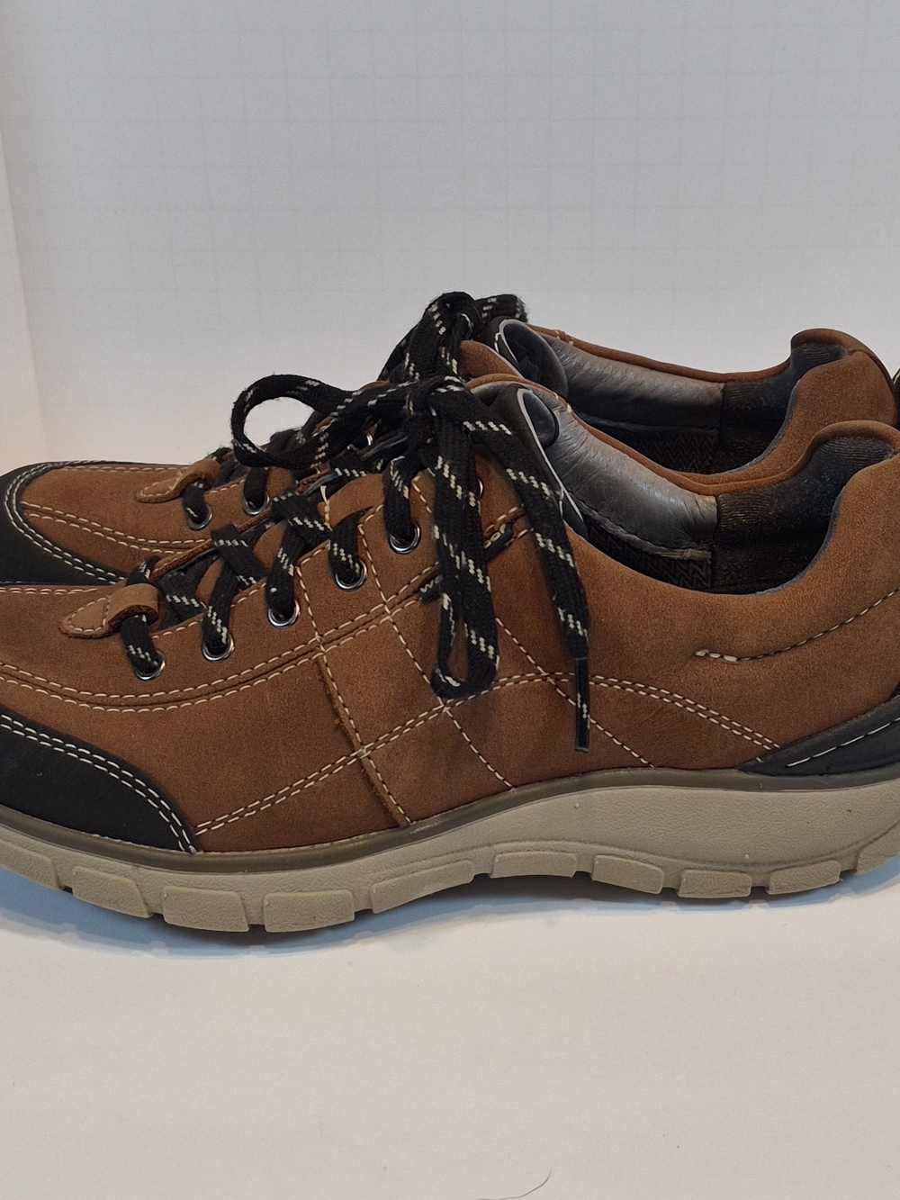 Clarks Outdoor Wave Walk Brown and Black Women's Lace-Up Shoes - Picture 4 of 7
